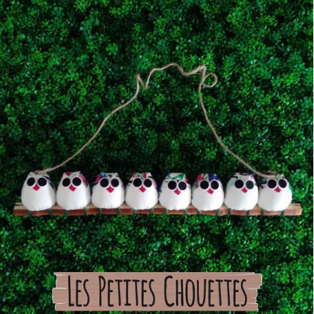 la chouette famille de 8 petites chouettes Hibou