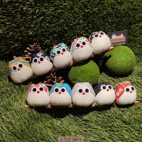 5 chouettes 9cm , idéale pour les arbres généalogique