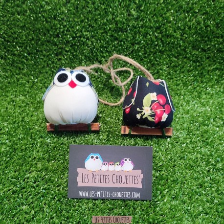 La chouette hibou noir est personnalisable